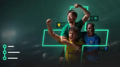 法国队传奇射手吉鲁获致敬殊荣，赛前仪式催人泪下